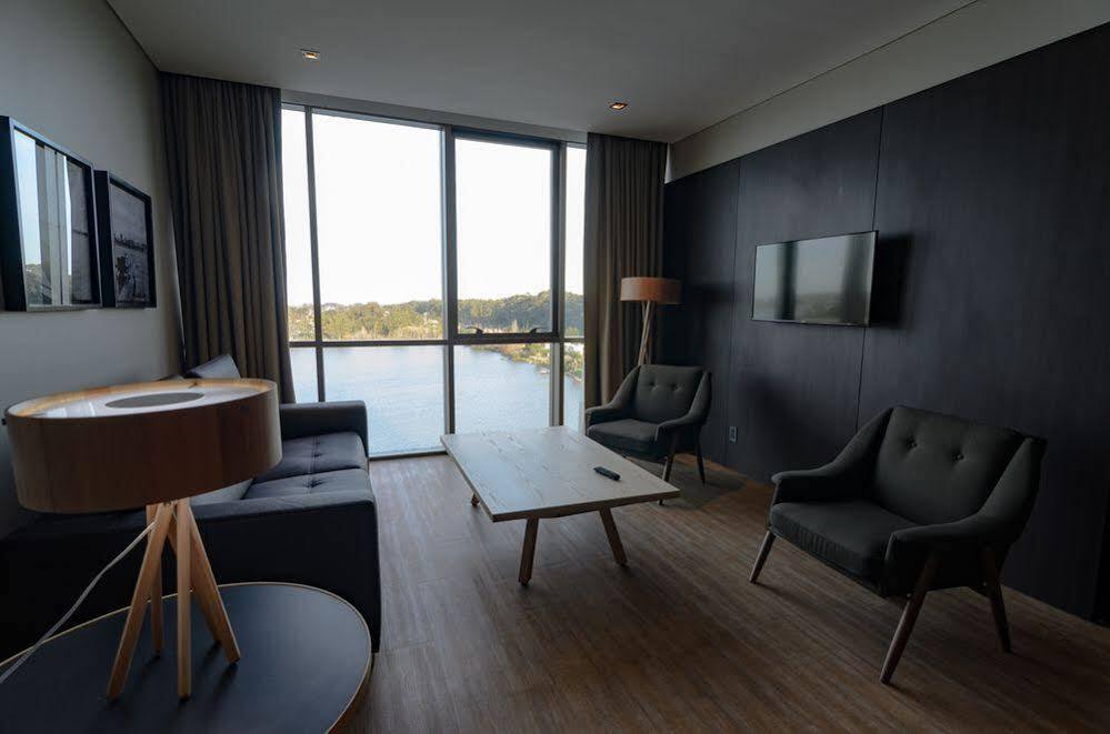 Готель Hampton By Hilton Montevideo Carrasco Сьюдад-де-ла-Коста Екстер'єр фото