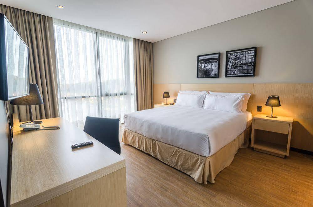 Готель Hampton By Hilton Montevideo Carrasco Сьюдад-де-ла-Коста Екстер'єр фото